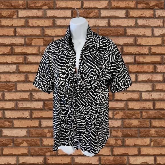 BCBH Poly Silk Black White SS Business Casual Career Top Blouse Sz L 3/$25 - Picture 1 of 7